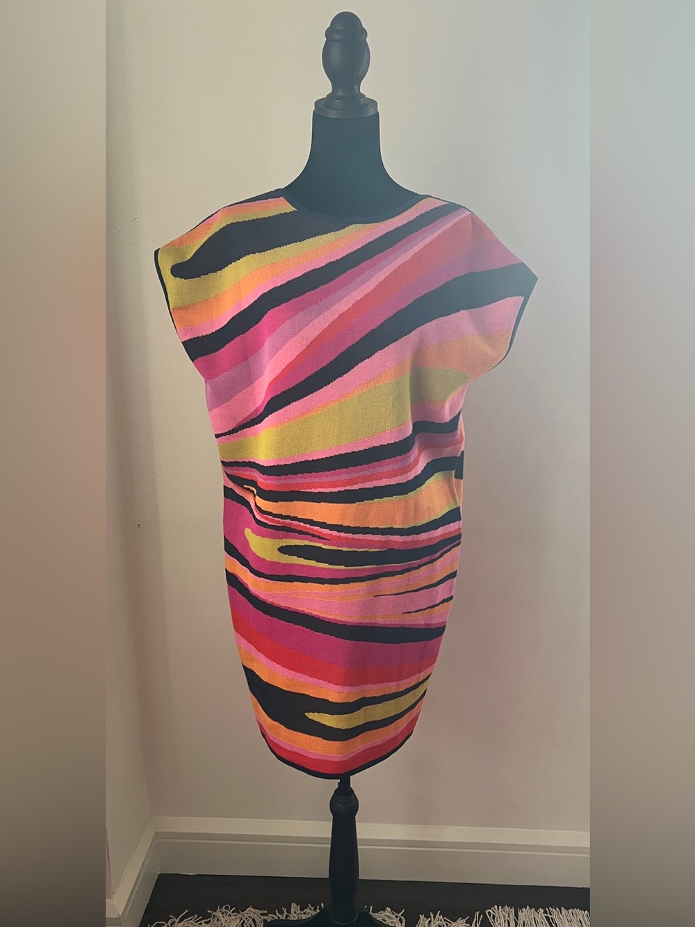 Trina Turk Multicolor Wave-Print Midi Dress Size XS FITS Size SM too